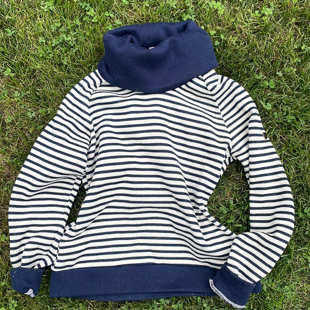 Craghoppers turtle neck blue striped sweater